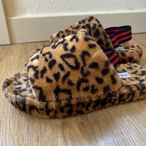 STEVE MADDEN CHEETAH SLIPPERS